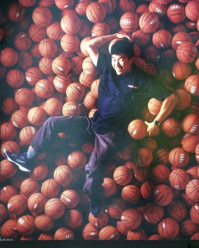 Simon with so many balls