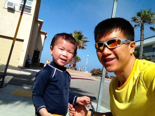 Simon and Ethan at the beach